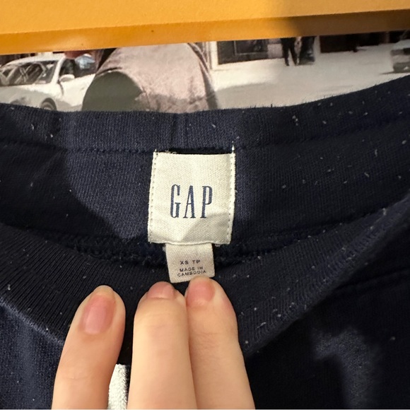 GAP Lounge Shorts - Picture 3 of 3
